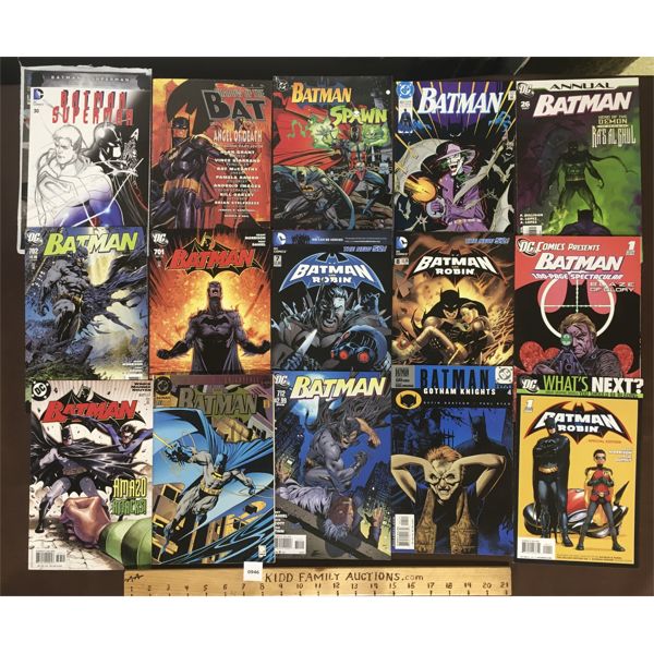 LOT OF 15 - DC COMIC BOOKS - BATMAN