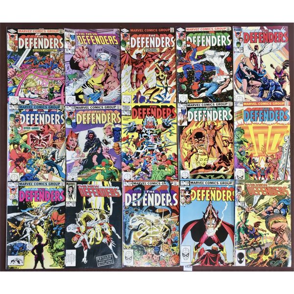 LOT OF 17 - MARVEL COMIC BOOKS - THE DEFENDERS - SEE ALL PICS