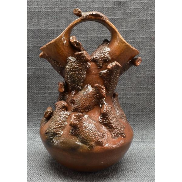 NAVAJO INDIAN POTTERY WEDDING VASE