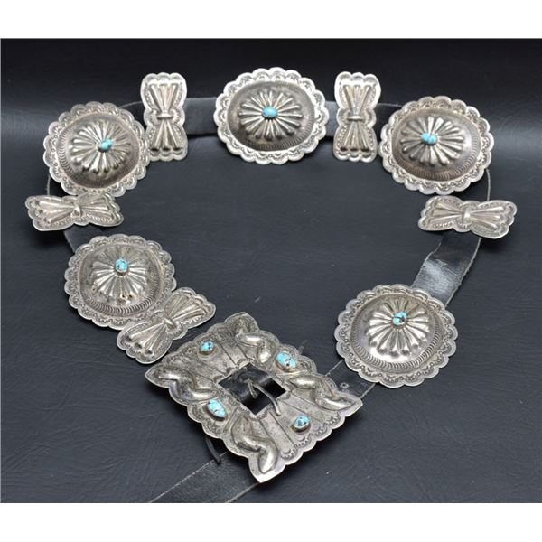 NAVAJO INDIAN CONCHO BELT