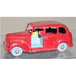 Austin Metropolitan Taxi GPW w/ tan driver