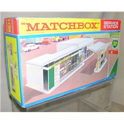 BP MG-1 Service Station--looks complete