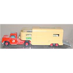 King Size K-18 Dodge Tractor w/ K-18 Articulated Horse Van w/ Horses