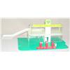 Image 1 : BP Gas Station Set