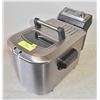 Image 1 : BREVILLE 4QT DEEP FRYER