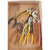 Image 1 : FLAT OF PLIERS AND CUTTERS INCL. LARGE