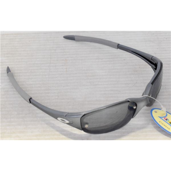 PAIR OF 2 TONE GREY REPLICA OAKLEY SUNGLASSES