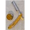 Image 1 : PILL BOX & VINTAGE GOLD SPARKLY STRAIGHT RAZOR