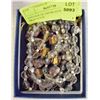 Image 1 : VINTAGE GLASS BEAD BRACELET & BRACELETS