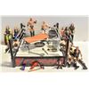 Image 1 : WWE RAW WRESTLING RING W/ FIGURINES & ACCESSORIES