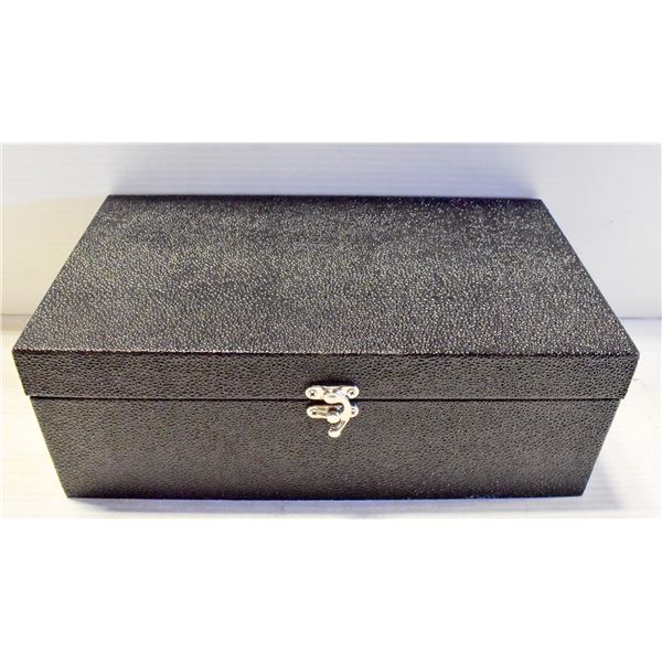 LARGE BLACK COLLECTORS WATCH BOX 4.5 X 7.5 X 13