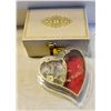 Image 1 : 2 VINTAGE JEWELRY BOXES (1 PLAYS MUSIC)
