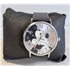 Image 1 : NEW MICKEY MOUSE QUARTZ MOVEMENT WATCH