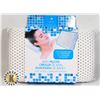 Image 1 : NEW 11.6" X 12.2" BATH PILLOW