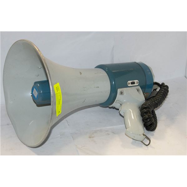 FANON SOLID STATE MEGAPHONE - PROFESSIONAL