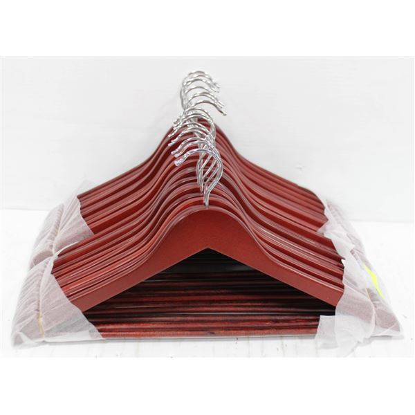 2 X NEW 10PK WOODEN CLOTHES HANGER