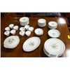 Image 1 : LARGE HIRA FINE CHINA SET