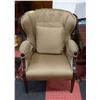 Image 1 : VINTAGE UPHOLSTERED NAILHEAD WING BACK CHAIR