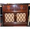 Image 1 : VINTAGE ELECTROHOME CONSOLE RADIO