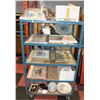 Image 1 : CART OF ESTATE PICTURES / ORNAMENTS AND MORE