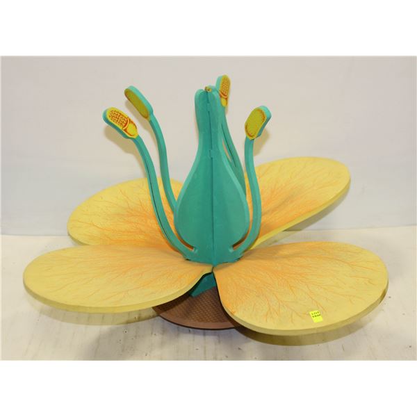 FLOWER ORNAMENT