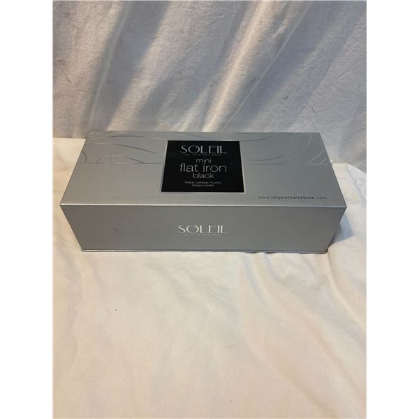 New mini Flat iron black