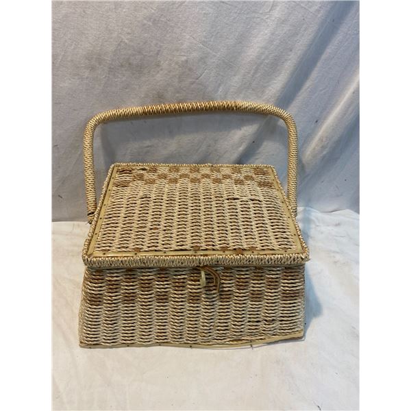 Sewing basket