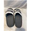 Image 1 : Size 8 Nike slides