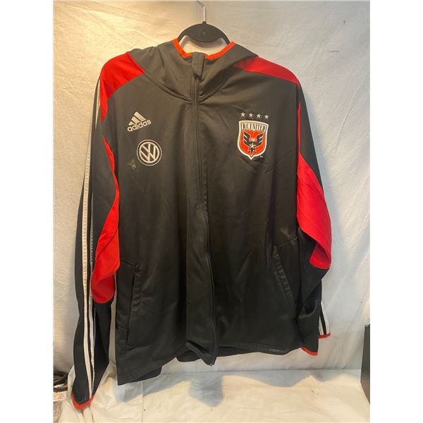 Adidas xl jacket