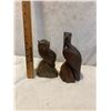 Image 1 : Two carvings