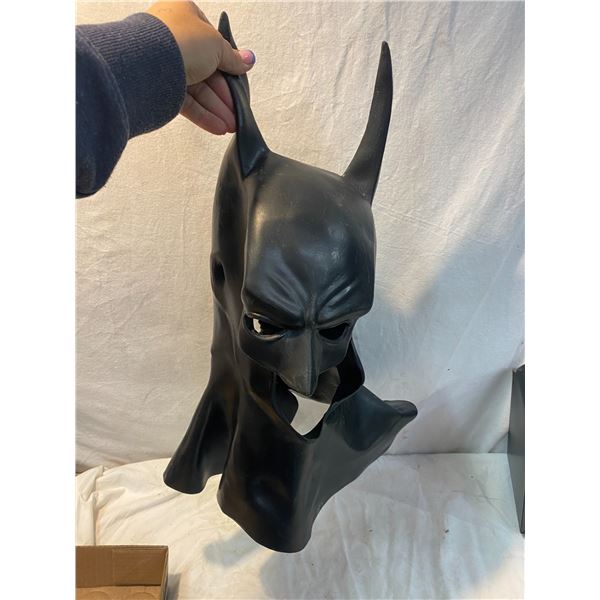 DC comics mask