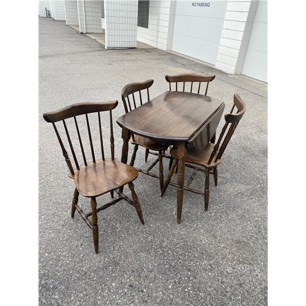 Drop leaf table and 4 chairs