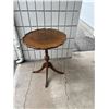 Image 1 : Accent table