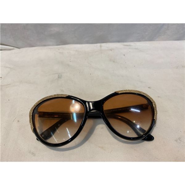 Valentino sunglasses