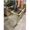 Image 1 : Side table