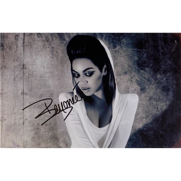 Beyonce Autograph Photo JSA