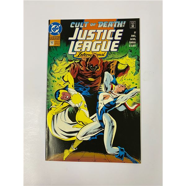 Justice League #52 Vintage DC Comic