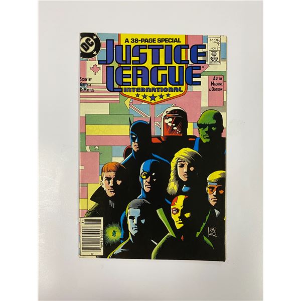Justice League #7 Vintage DC Comic