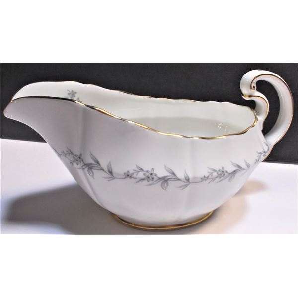 Morning Mist Gravy Boat with Dish - Northumbria Fine Bone China