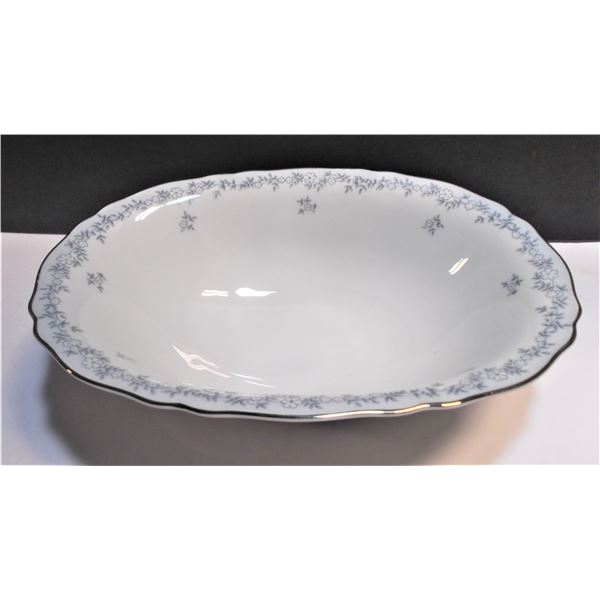 Delphine 10" Oval Vegetable Bowl - Franconia-Krautheim Discontinued. Circa: 1951 - 1975