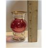 Image 2 : Small Red Vase with Gold Rim
