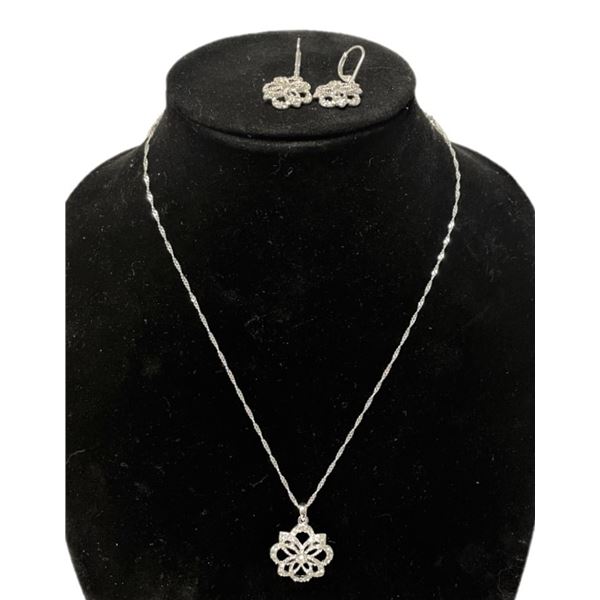 Avon Matching Necklace and Earrings