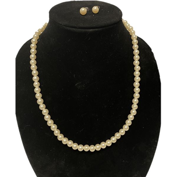 Faux Pearl Set, Classic Beauty