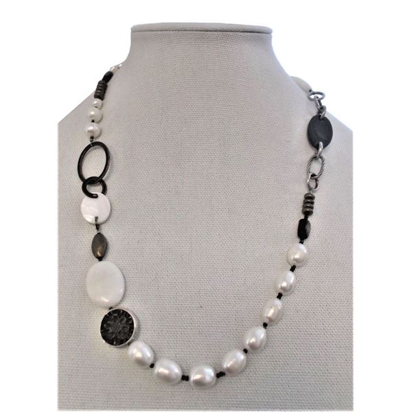 Silpada Necklace - Pearl,Brass & Brown Lip Shell Necklace - N1996