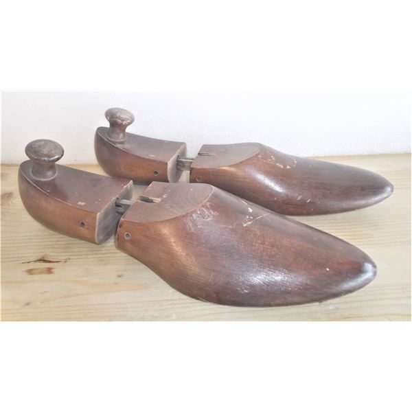 Pair of Shoe Trees