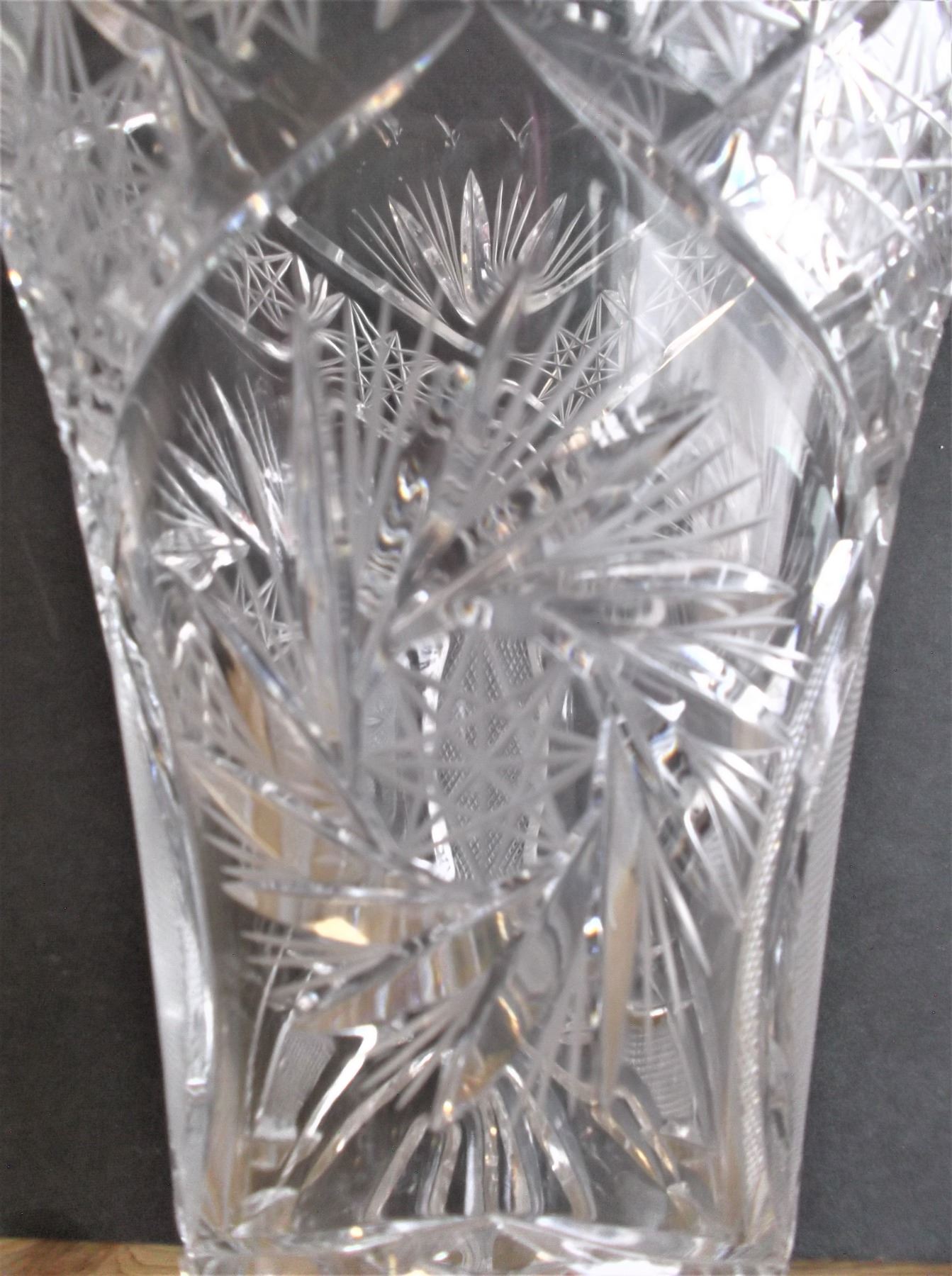 Pinwheel Lead Crystal Vase Heavy