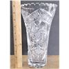 Image 3 : Pinwheel Lead Crystal Vase - Heavy