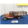 Image 3 : Metal Craft 1933 Pressed Metal Coke Delivery Truck  Very Rare with Advertisment on Stacker Rack " Us