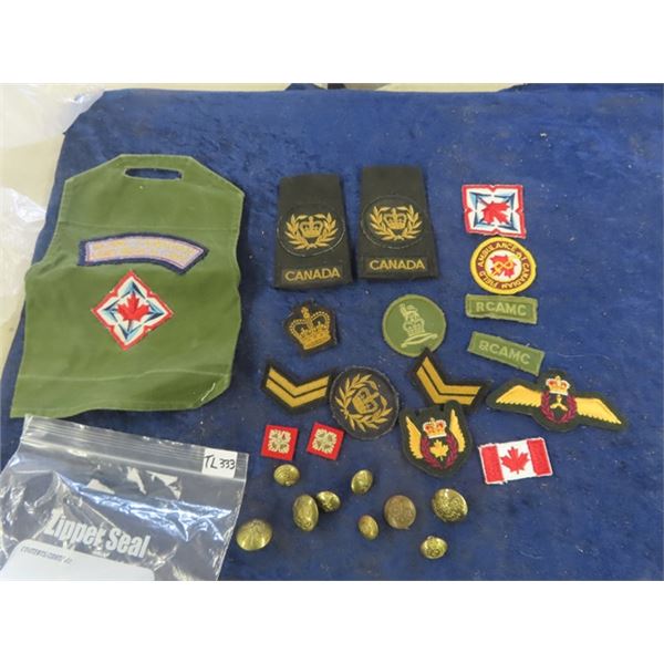 Variety of Military Patches & Buttons