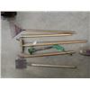 Image 1 : 6 Yard Tools; Hoe, Rake, Shovel, Weed Eater